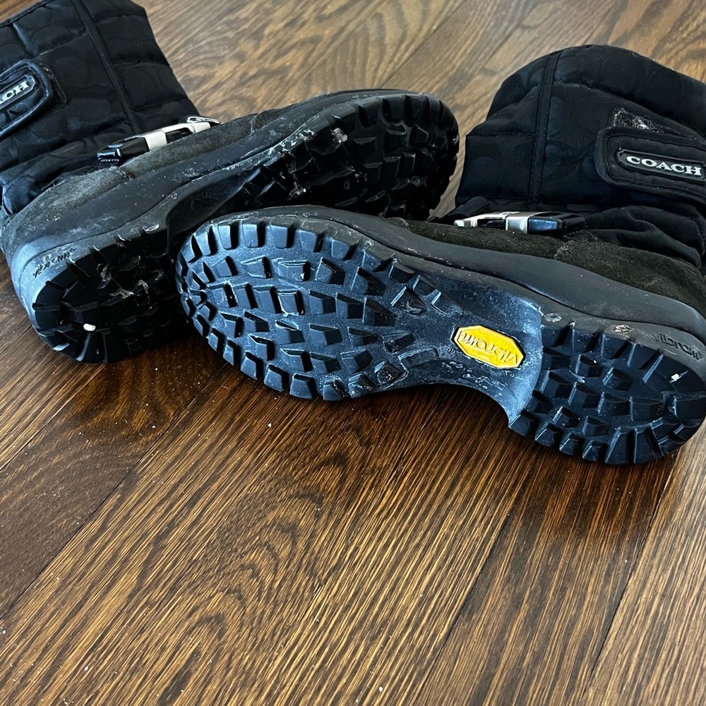 Coach size 8 vibram boots - Picture 4 of 9
